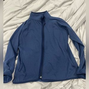 Vineyard Vines zip up. Worn once. Size medium. Very soft.